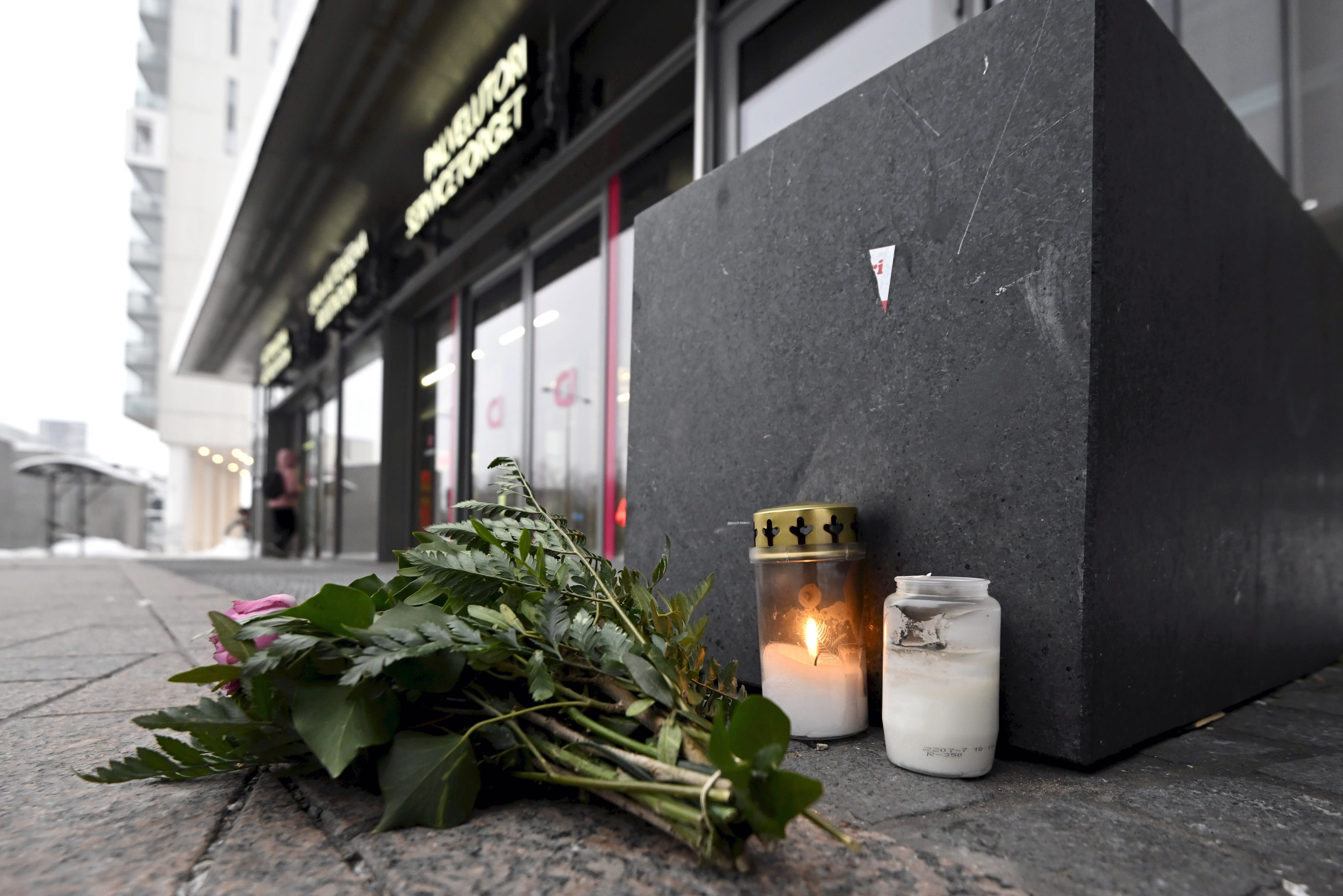 A woman died in the shopping center of Espoo, the security guards are suspected of murder
