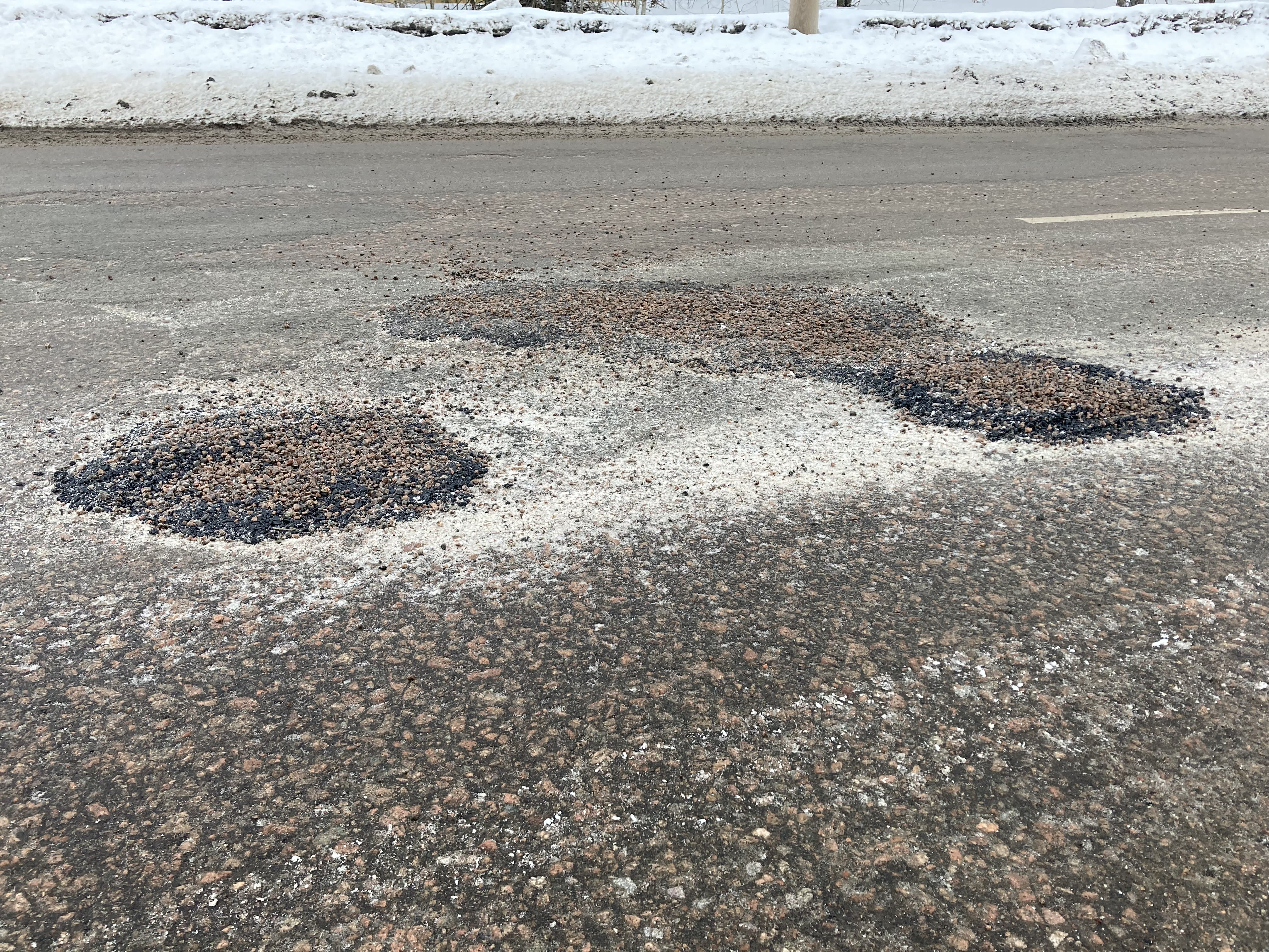 The mild winter damages Finnish roads