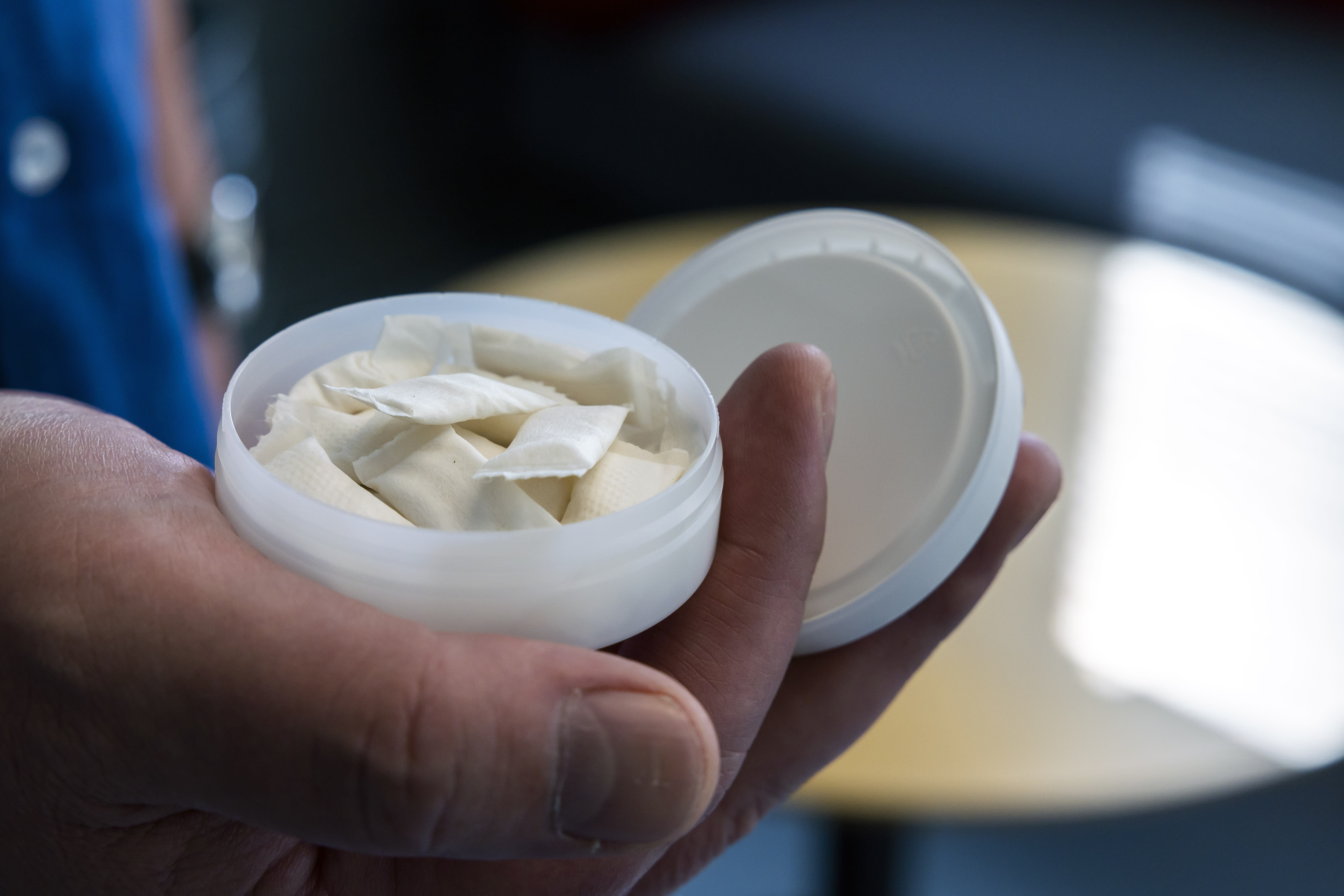 Snuff smuggling collapses after the reform of the nicotine bag law