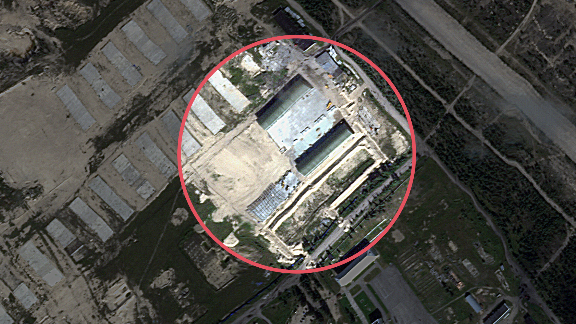 Imágenes de satélite: Aparecen nuevos edificios en bases militares rusas cerca de la frontera con Finlandia