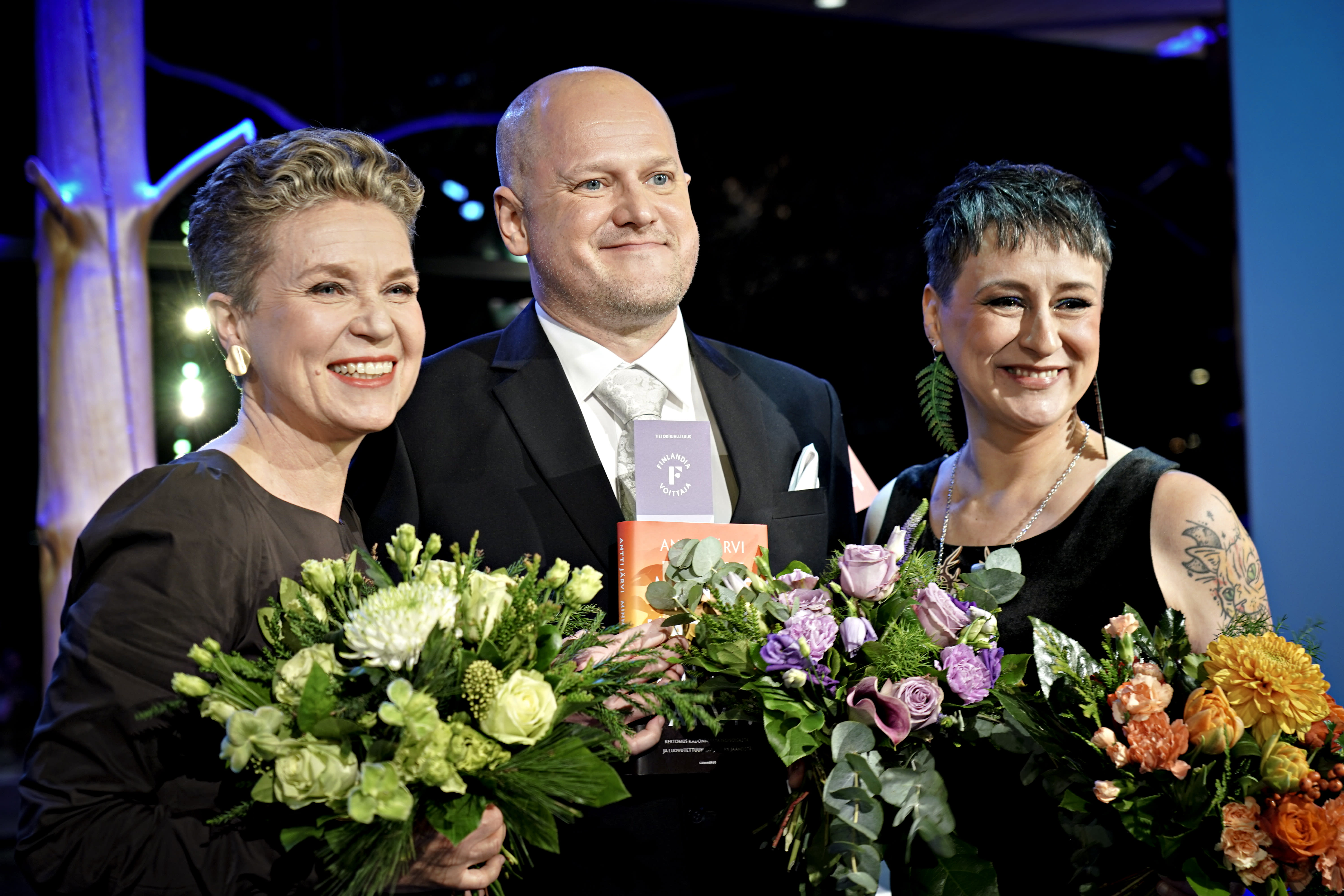 جوائز كتاب فنلنديا: قصص عائلية مكثفة ورعب خيالي شبابي