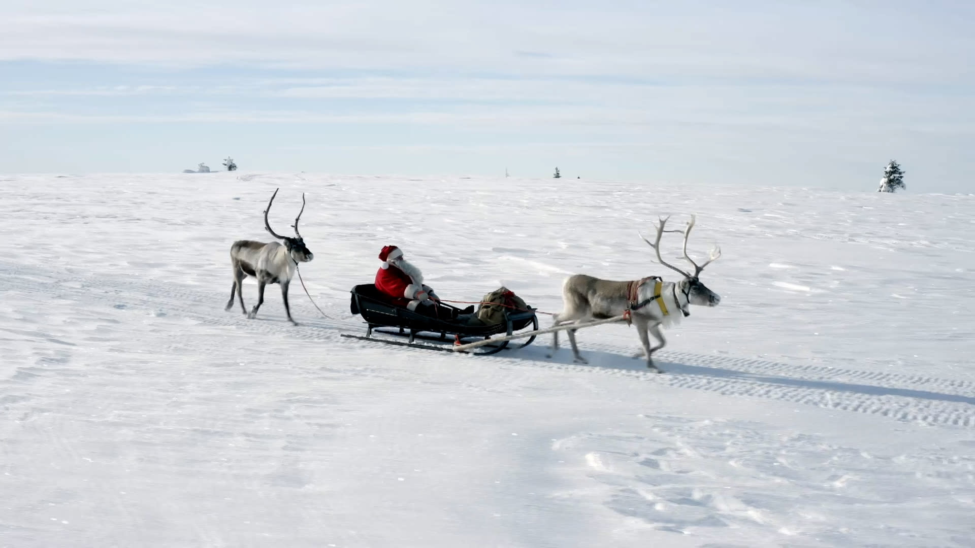 See: Santa Claus leaves Lapland