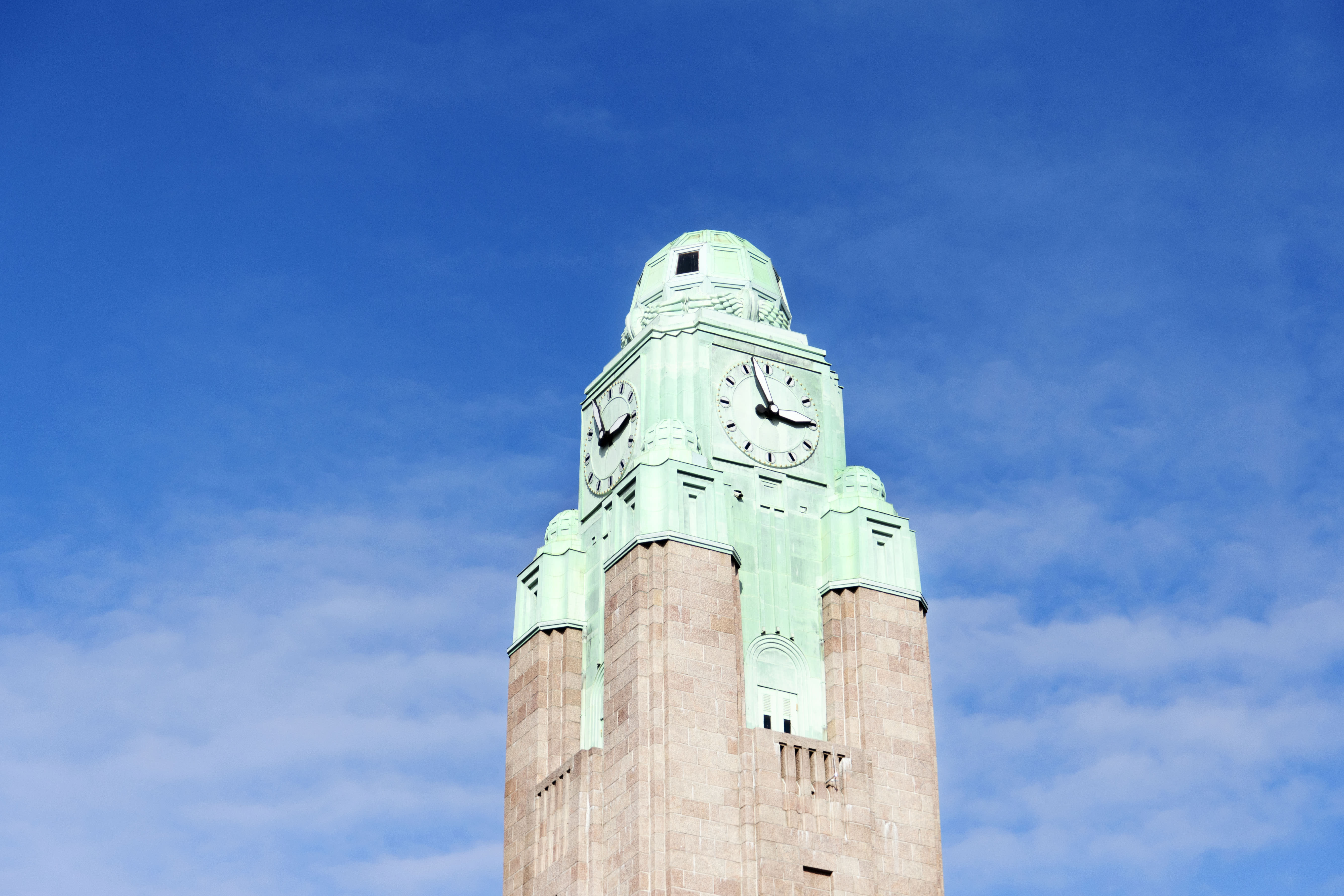 Helsinki Central Railway Station's clock tower to ring for first time
