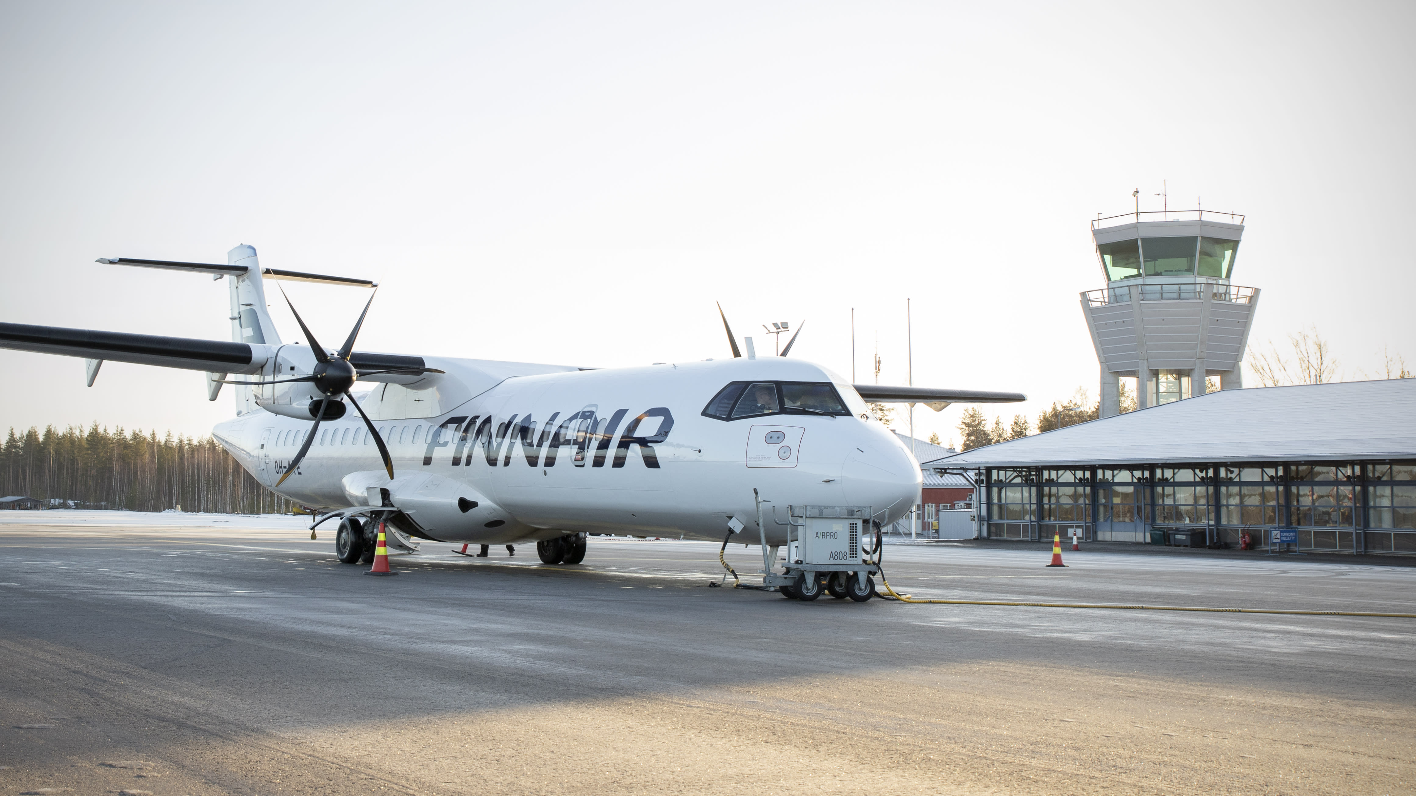 Finlandia debería prohibir los vuelos domésticos de menos de 400 km, dice un experto