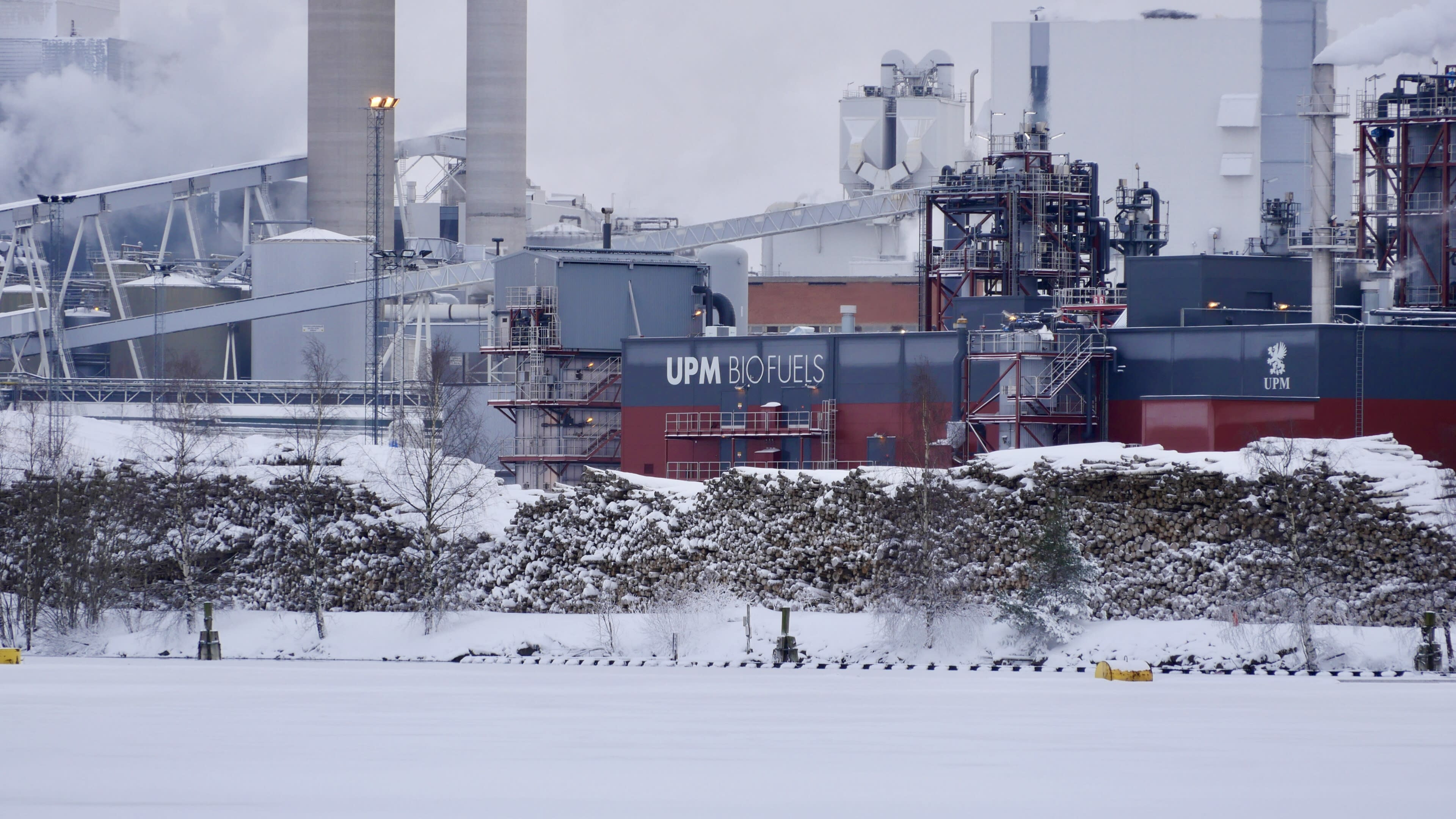 UPM favors Rotterdam over a billion-euro biofuel refinery instead of Kotka