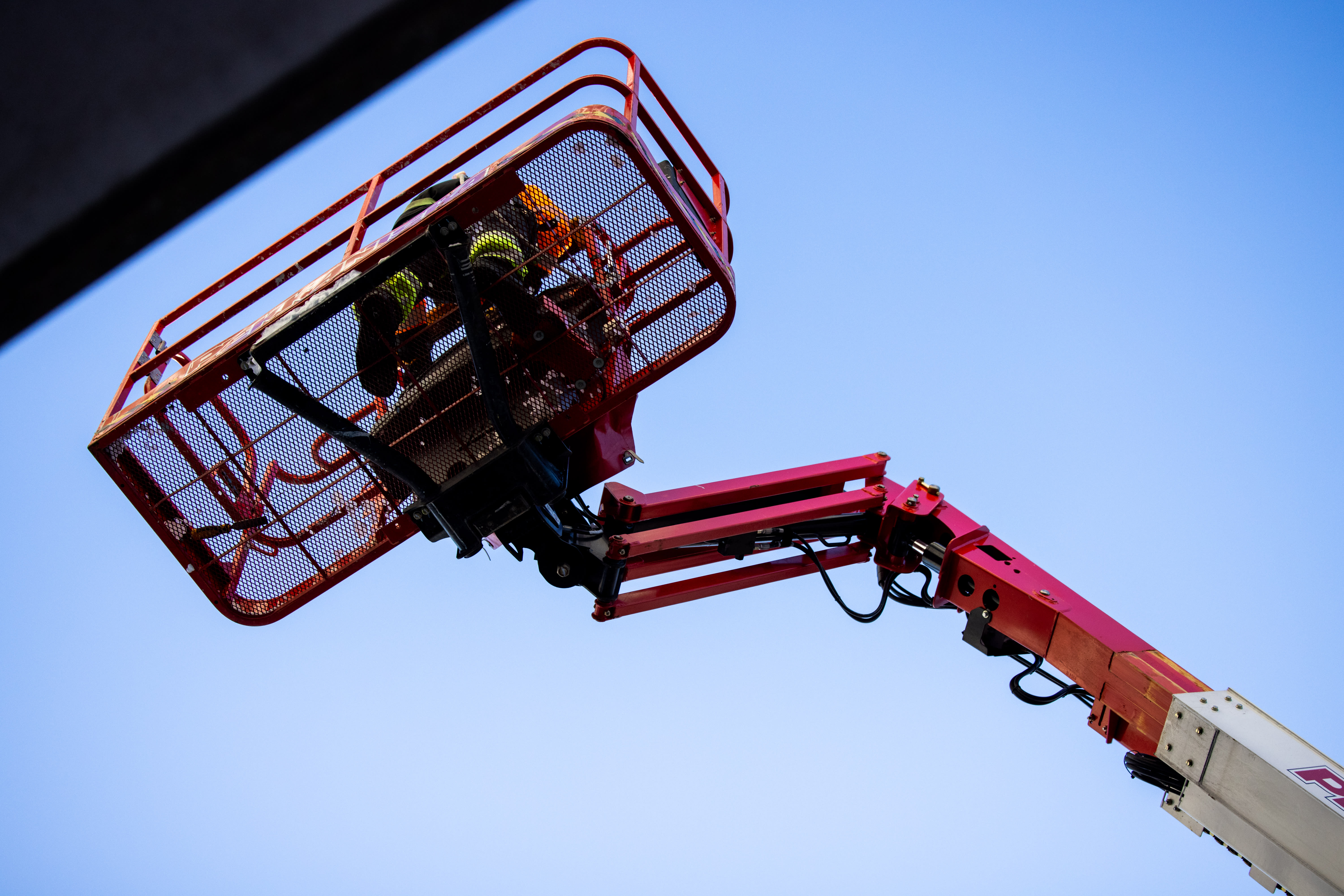 The work of foreign workers turned into gig work without their knowledge