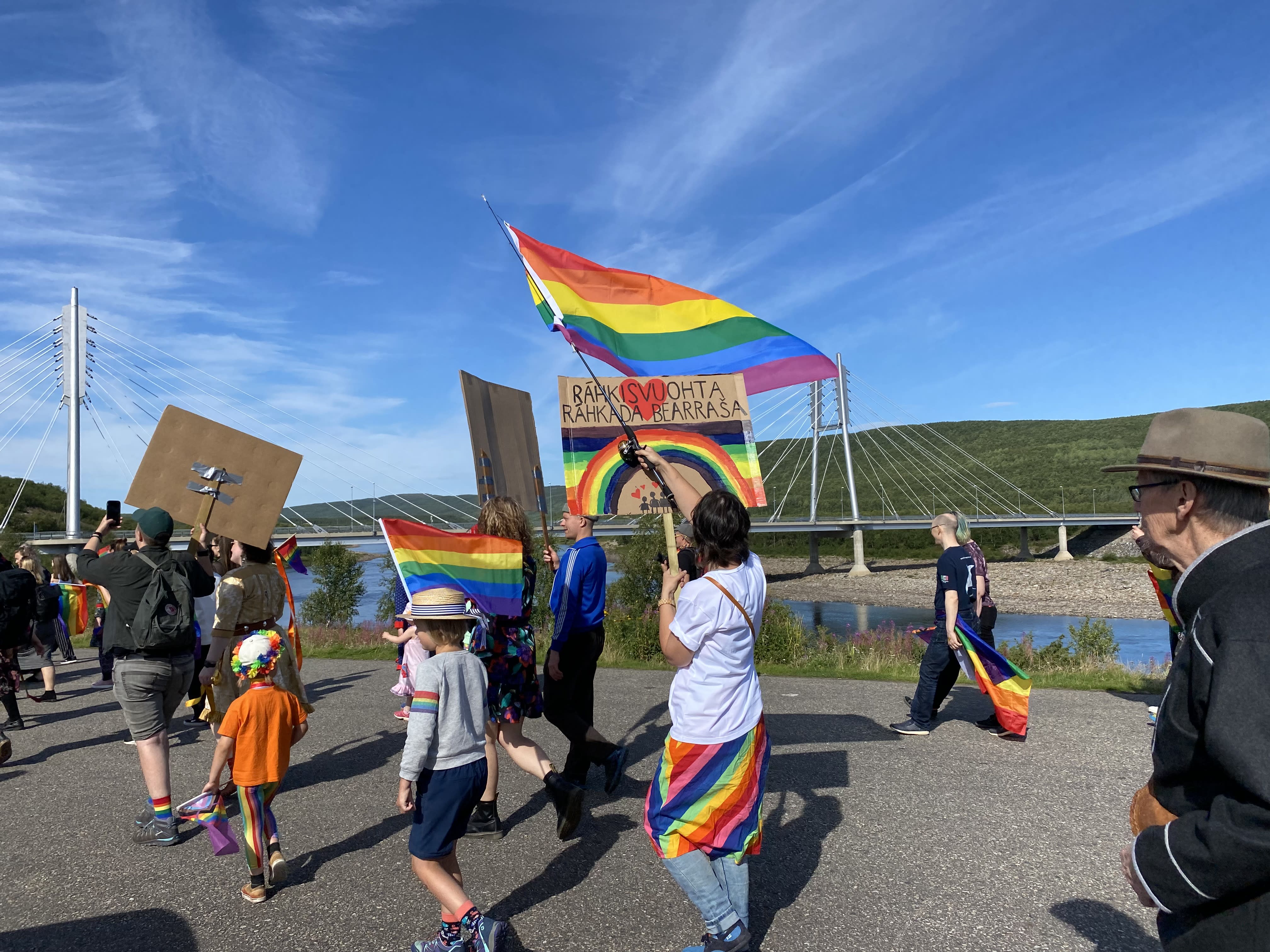 Die meisten Organisatoren der Pride-Veranstaltung in Finnland berichten von Belästigung und Gewalt