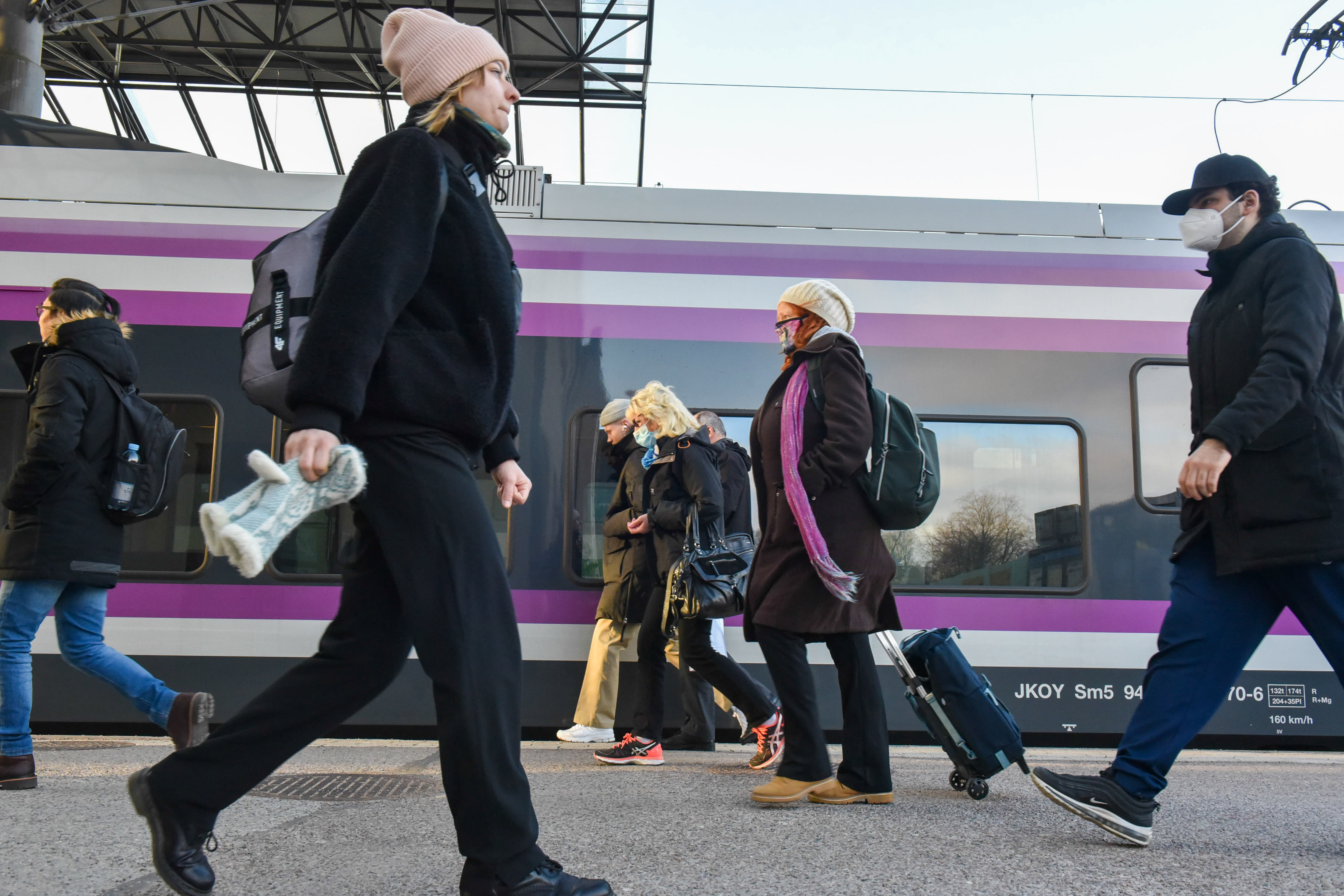 Akhbar Jumaat: Ikrar NATO Hungary, perkhidmatan kereta api dipulihkan dan impak pilihan raya TikTok