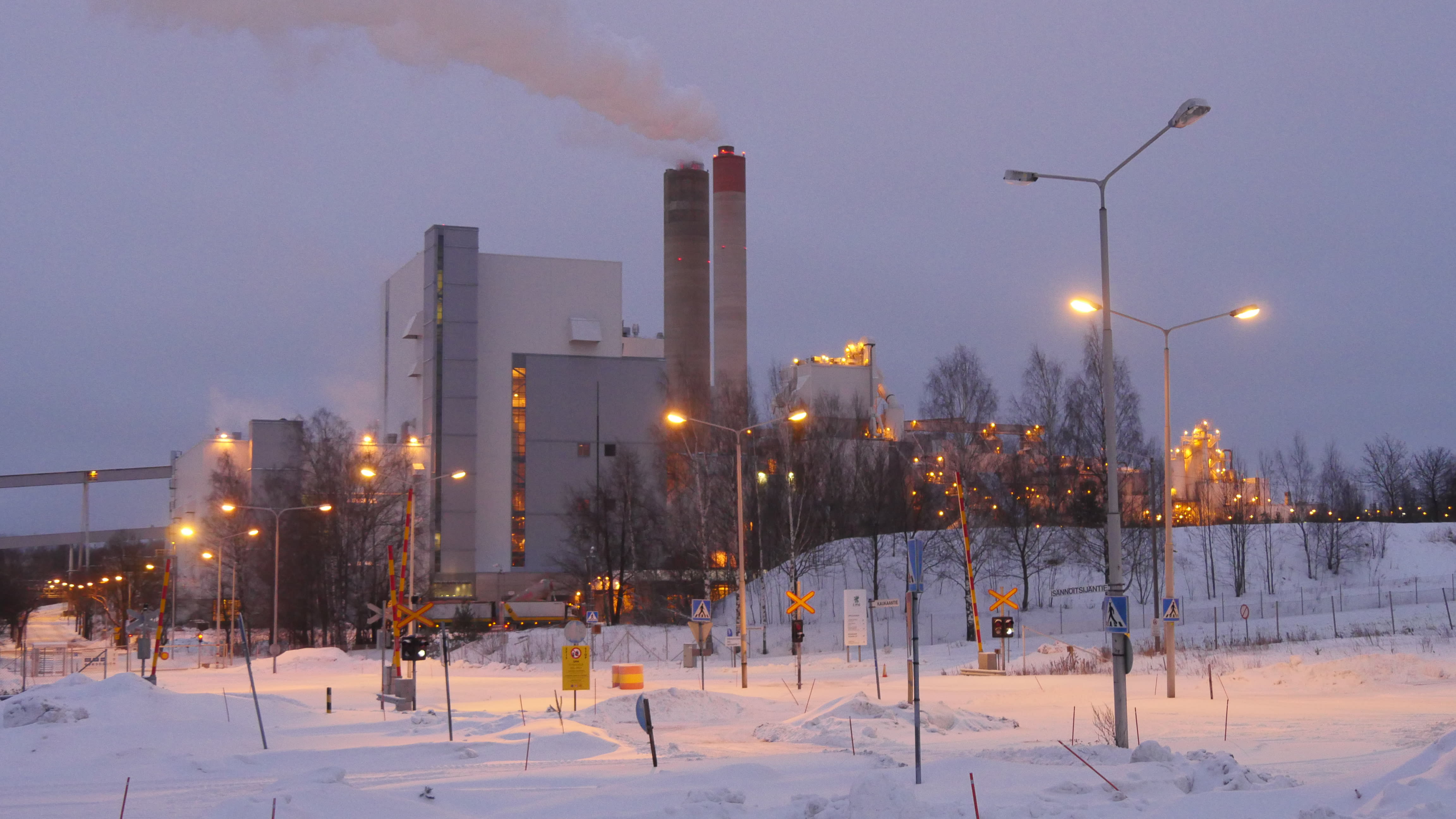 More pressure on UPM: Finnish Transport Association supports striking paperworkers