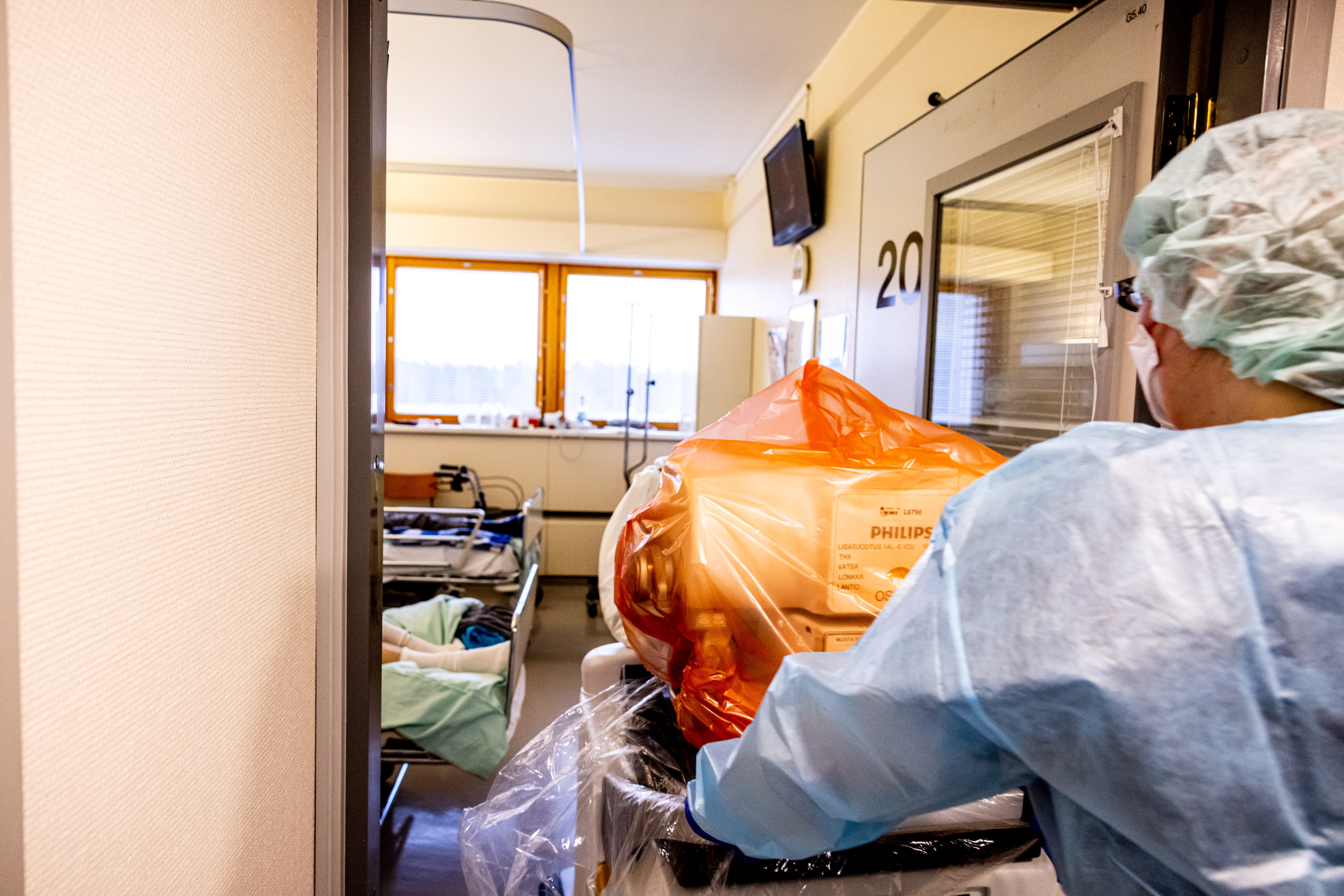“Random” Covid adds strain to Finnish hospitals