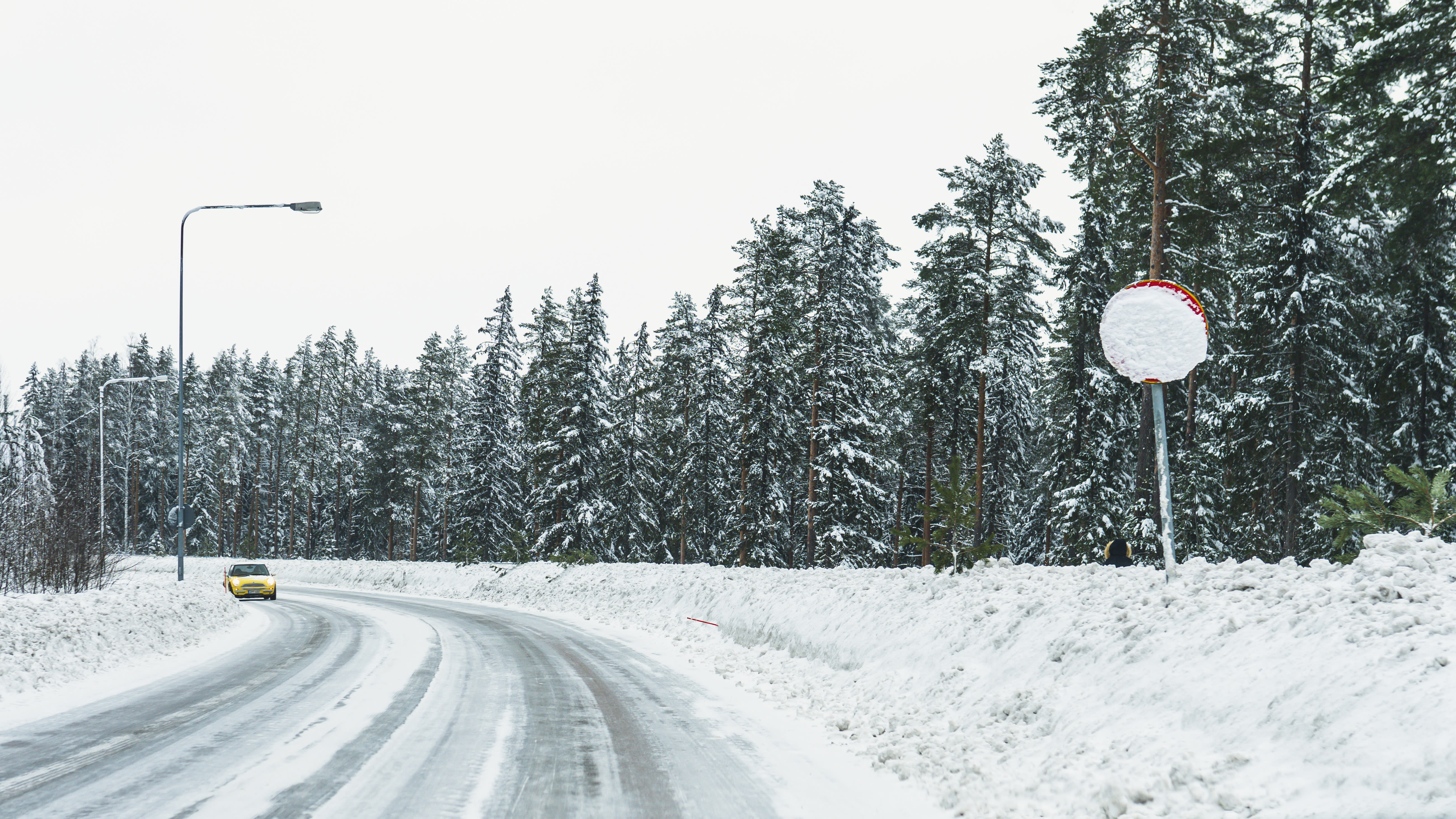 Schnee in Südfinnland am Montag, Fahrbedingungen gefährlich