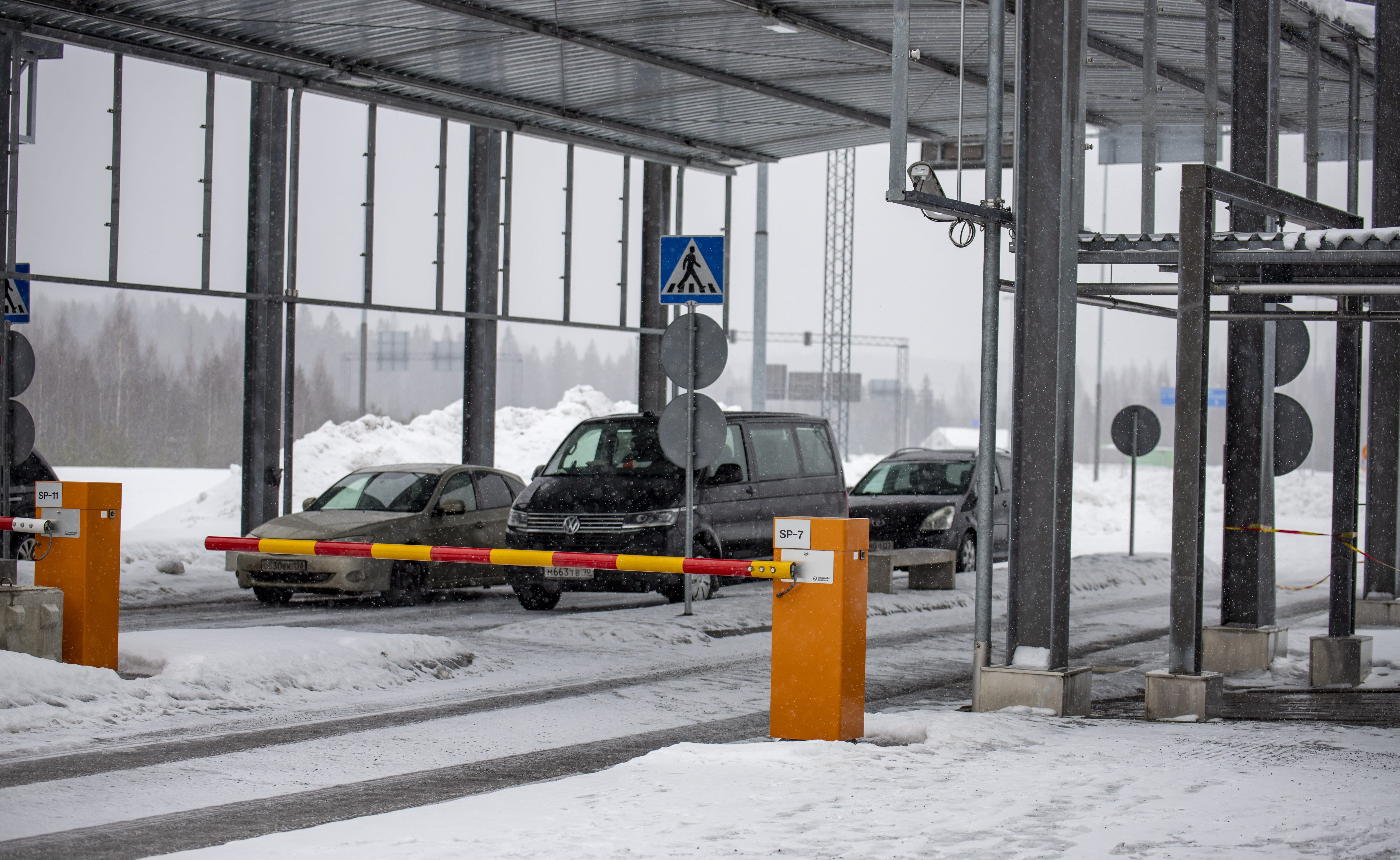 Finnland verbietet russischen und weißrussischen Lastwagen die Einreise in das Land