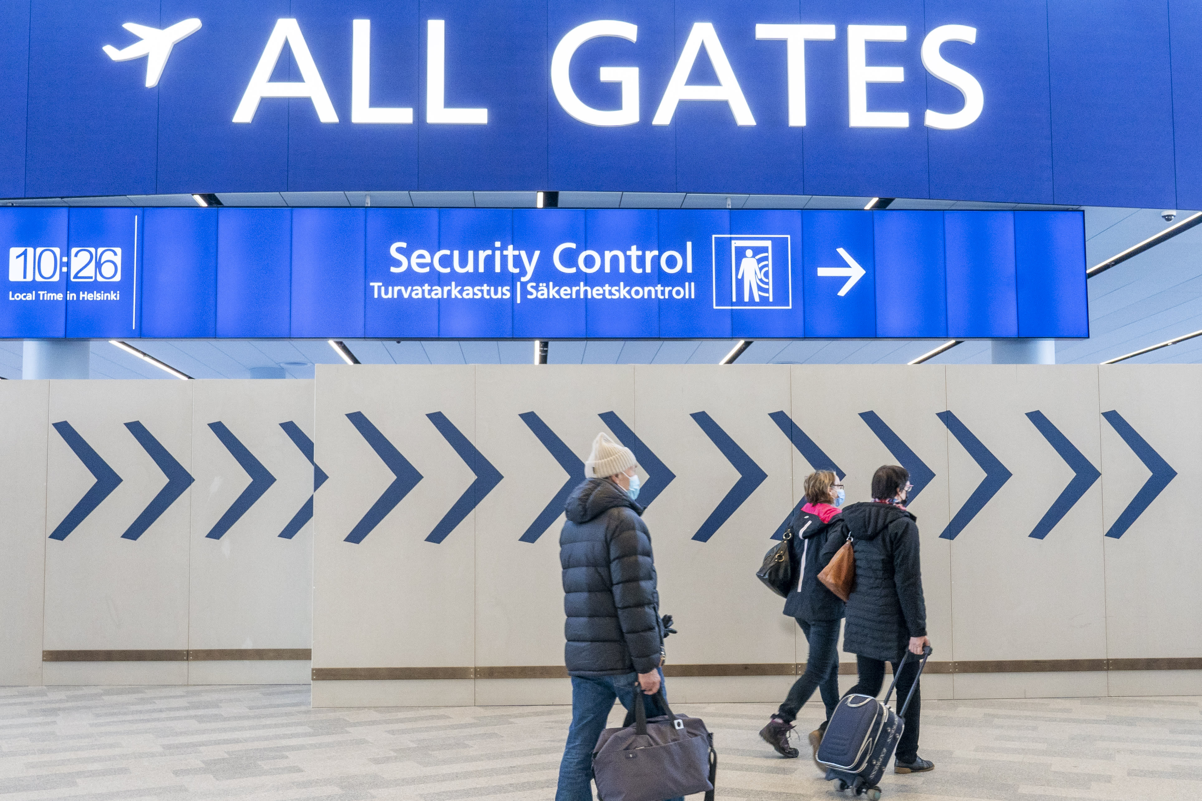 Flughafen Helsinki warnt vor "historischen" Passagierzahlen, langen Warteschlangen am Freitag