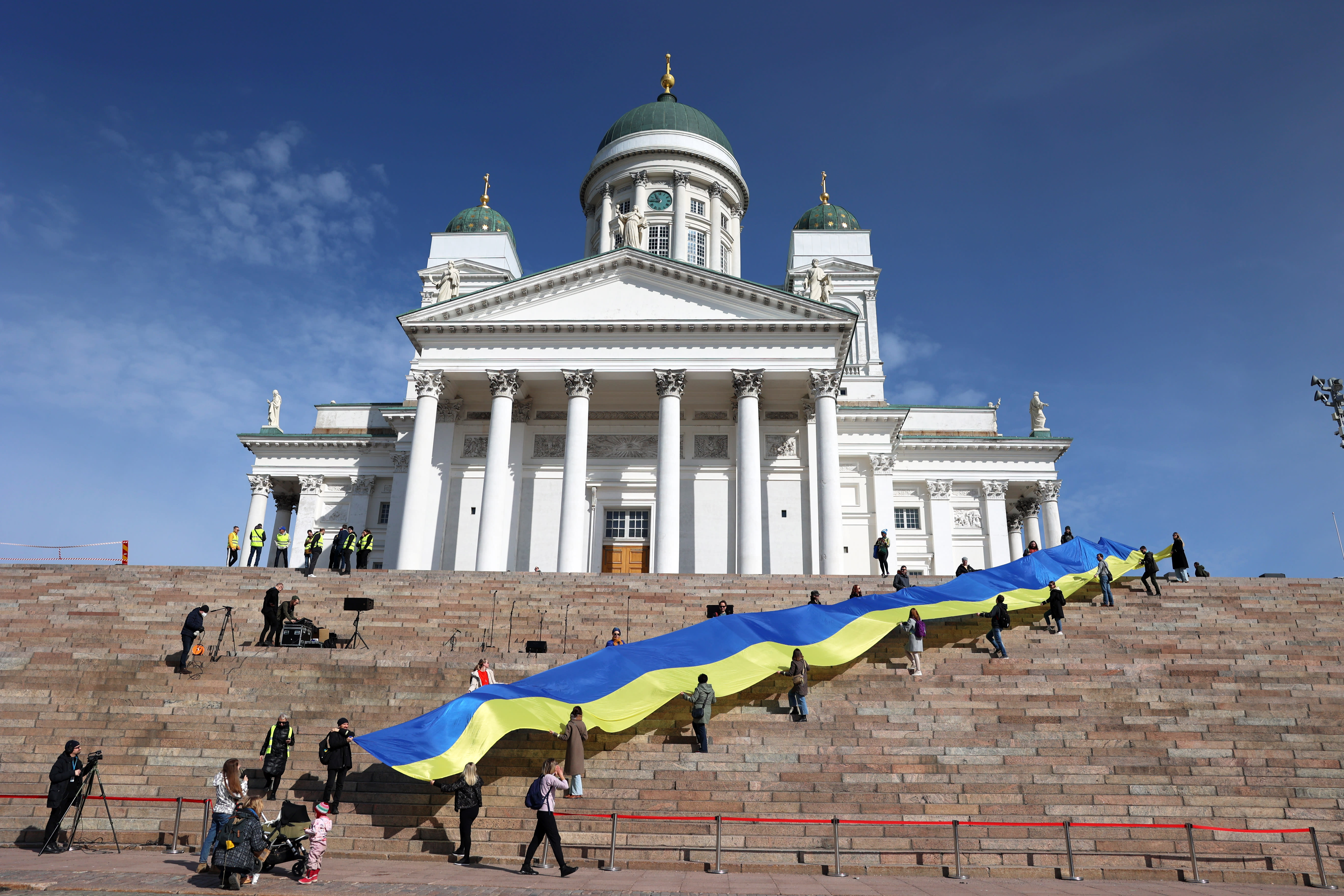 The Foreign Minister, the Ambassador, spoke at a pro-Ukraine event in Helsinki