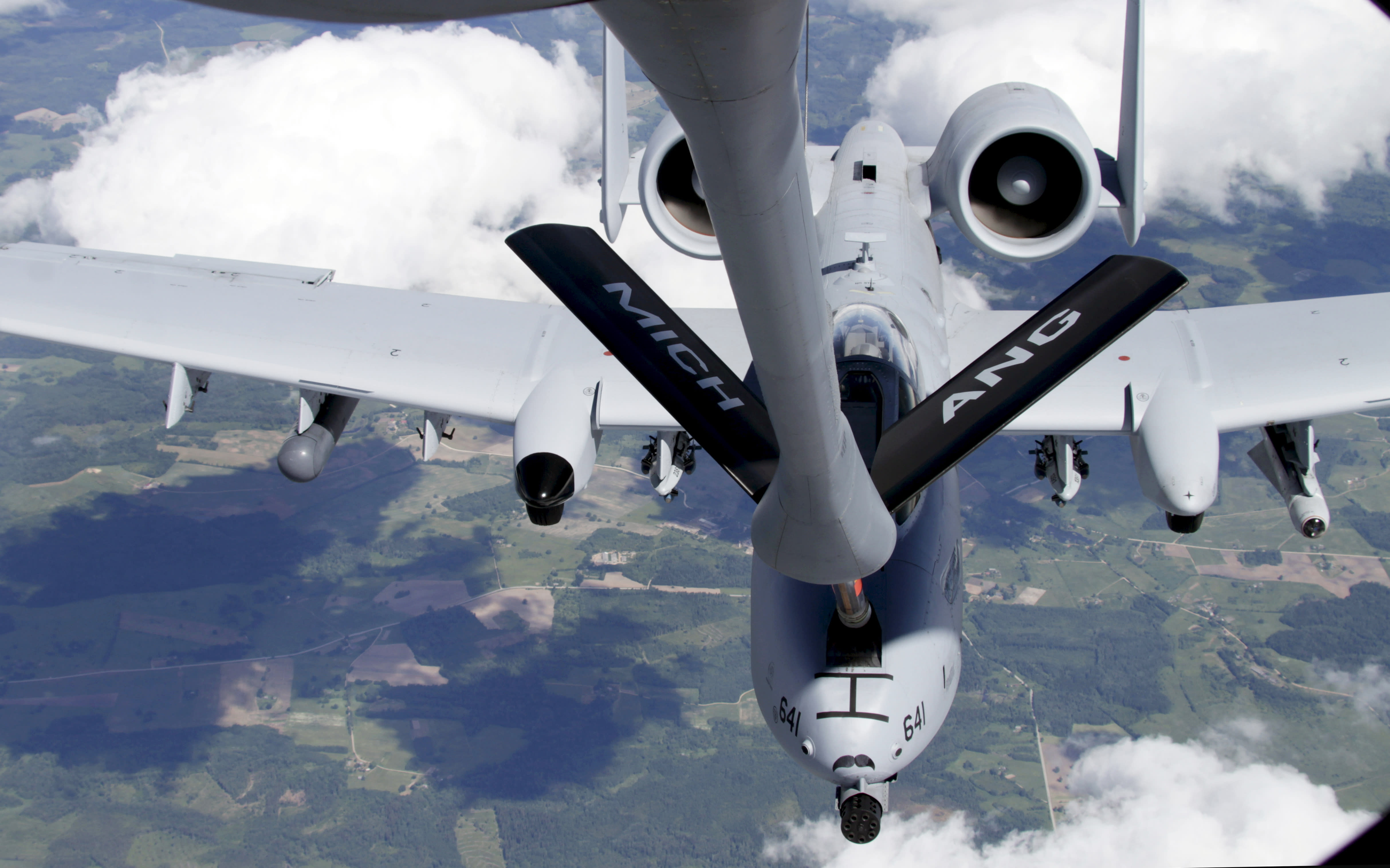 Das Betankungsflugzeug der US-Armee wird mehr als einen Tag nach der Ankündigung der NATO nach Finnland fliegen