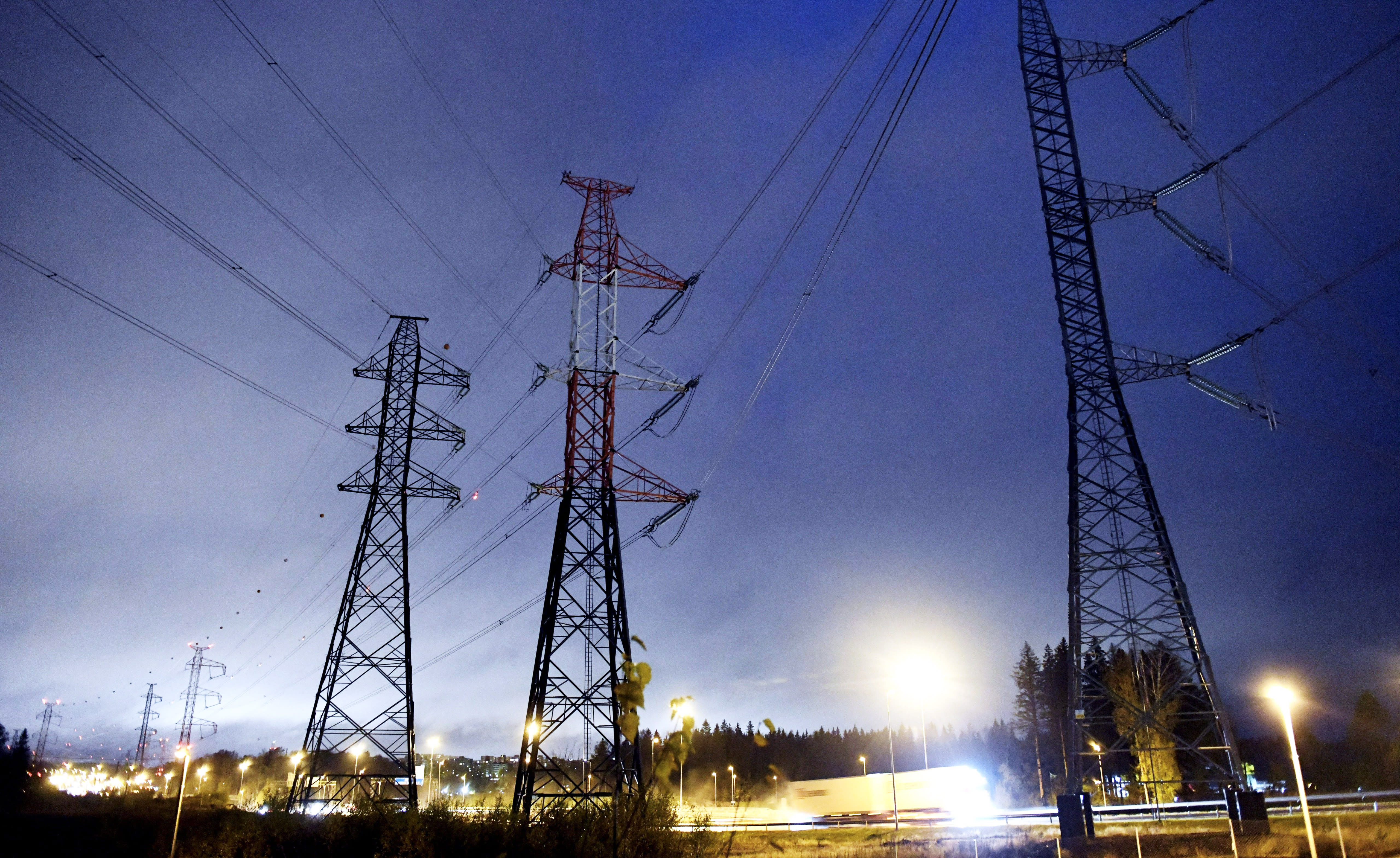 Russland schaltet Strom aus Finnland ab; der Industriekonzern sieht einen Nato-Link