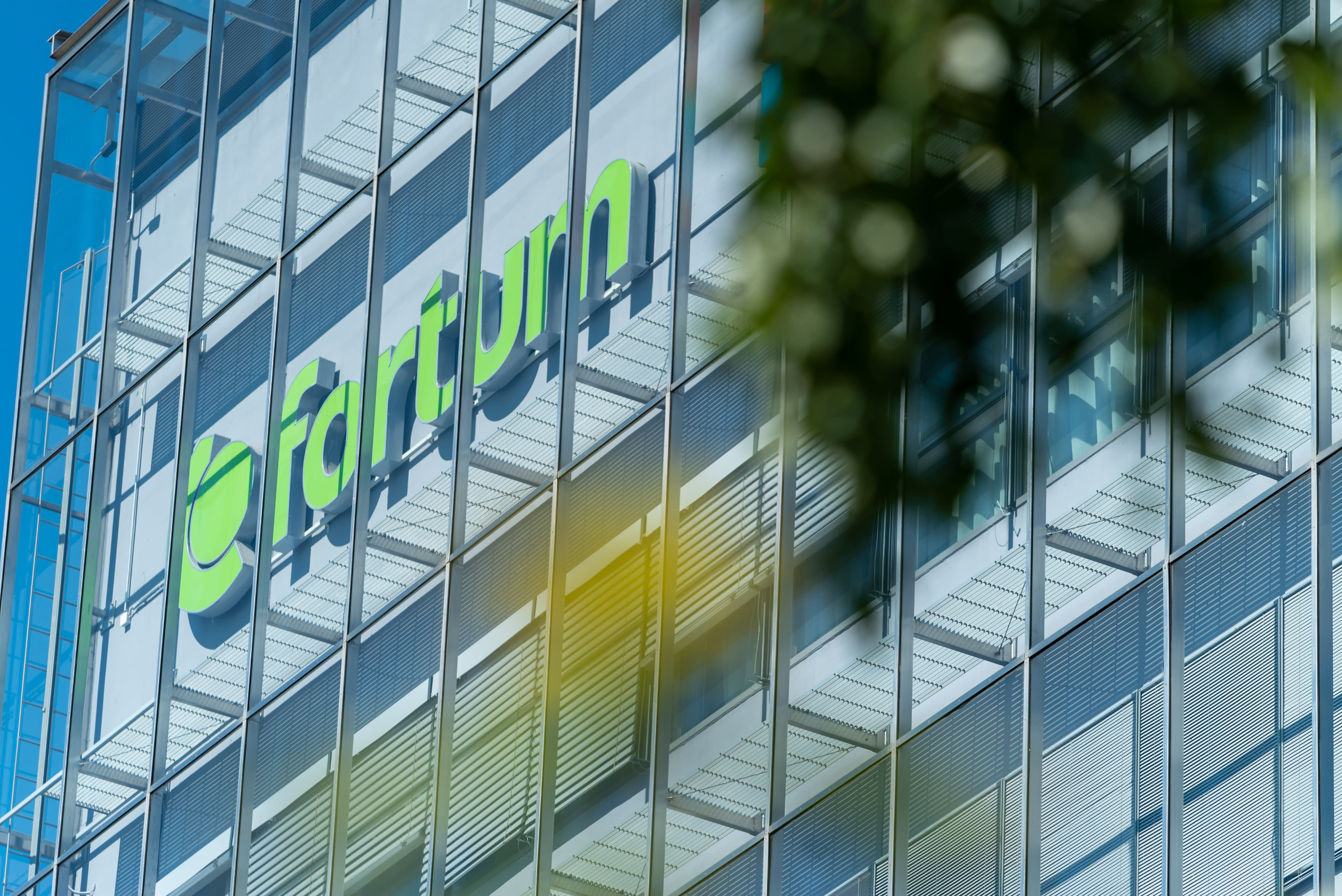 Finland agreed on a 2.35 billion euro loan with the energy company Fortum