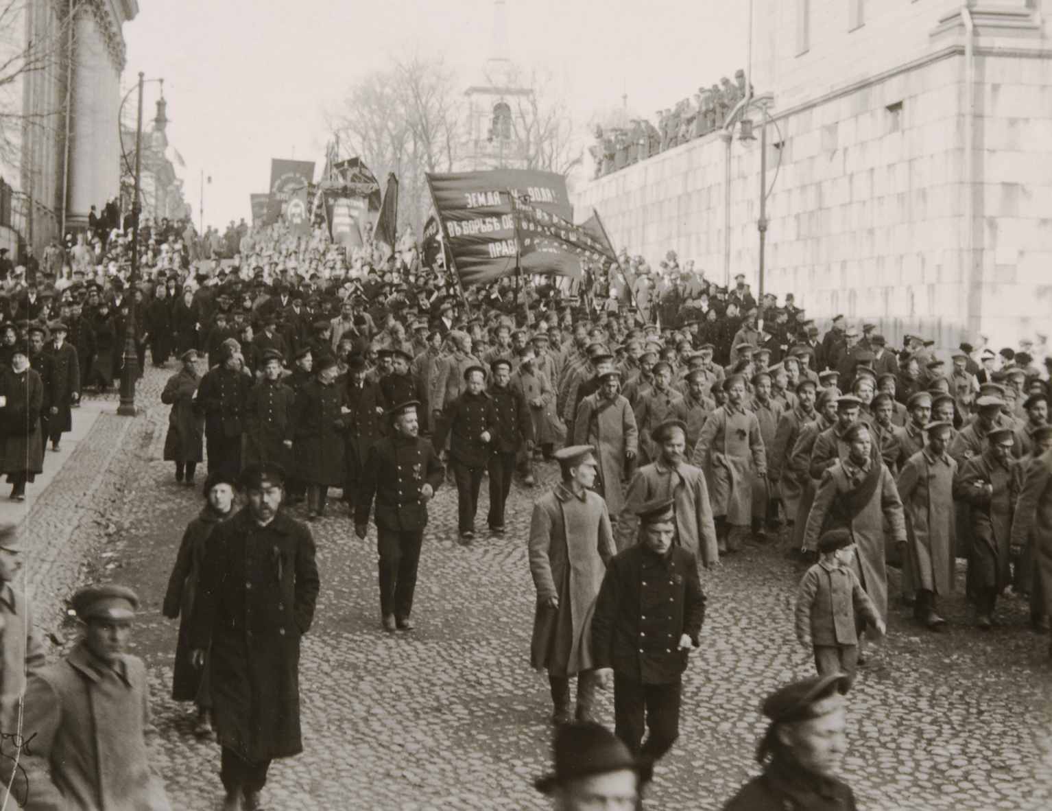 Под флагом Родины - В.Д. Сайфуллин Под флагом Родины - В.Д. Сайфуллин zrob3mpssafxsso8zi9vov2u6oh55t