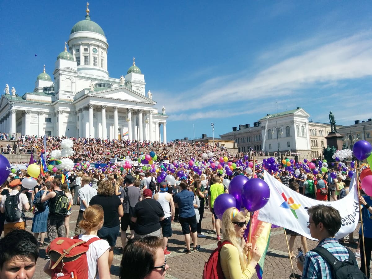 В Финляндию хотят привлечь гей-туристов | Yle