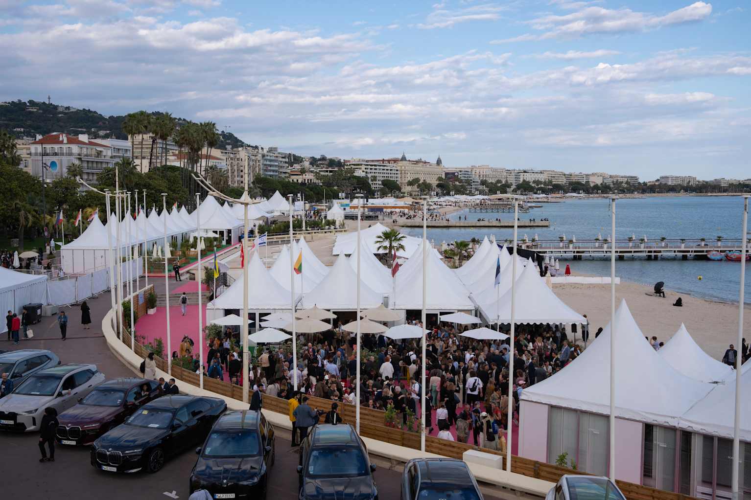 Ranskalaismedia: Aktivistiryhmät ilmoittautuivat Etelä-Ranskan  sähkökatkojen aiheuttajiksi | Uutisia lyhyesti | Yle