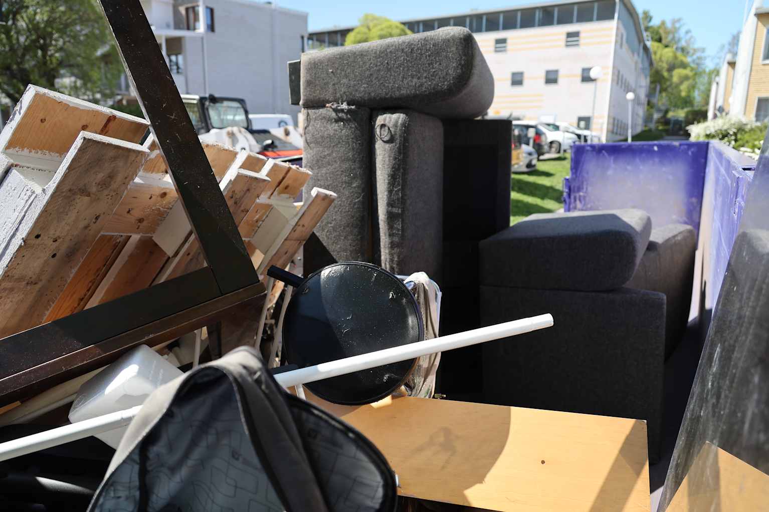 Items displayed for a recycling ​education event in Vaasa.