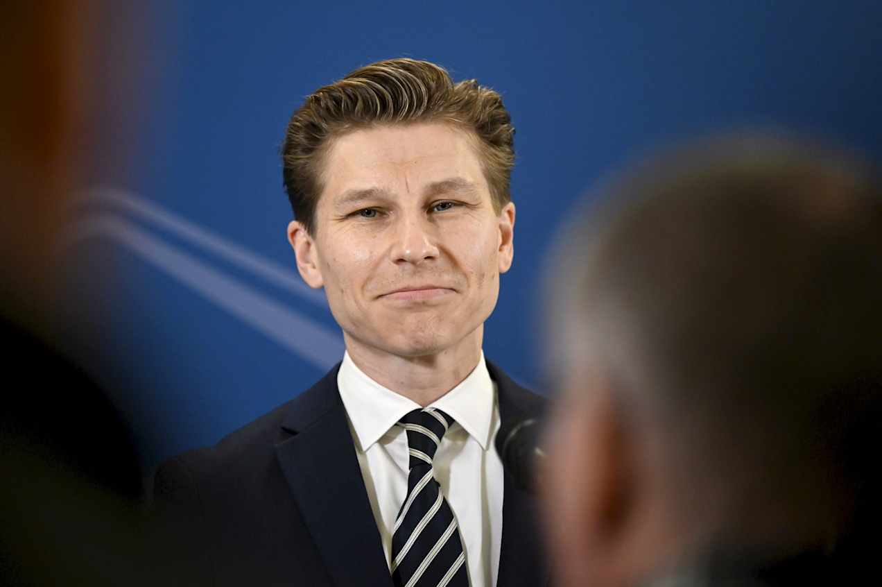https://images.cdn.yle.fi/image/upload/ar_1.5001464986815118,c_fill,g_faces,h_423,w_636/dpr_2.0/q_auto:eco/f_auto/fl_lossy/v1727430937/39-135511166f680d637a84