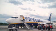Halpalentoyhtiö Ryanairin lentokone.