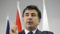 Mihail Saakashvili pitää puhettaan sormi pystyssä vuonna 2012.