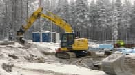 Kiinalaistaustaisen Nova Roin mökkikylän perustuksia kaivetaan Napapiirillä Rovaniemellä