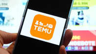 Verkkokauppa Temun logo puhelimen näytöllä.