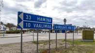 Liikenneopasteet Haminaan, Vaalimaalle ja Virolahdelle.