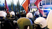 Poliisi pysäytti uusnatsien Kohti vapautta! -marssin Hakaniemessä Helsingissä itsenäisyyspäivänä.