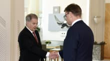 Presidentti Niinistö kiitti pääministeriä ja hyväksyi hallituksen eronpyynnön.