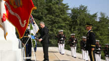 Tiistaina 1. lokakuuta presidentti Niinistö laski seppeleen Arlingtonin sotilashautausmaalle.