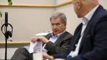 Tasavallan presidentti Sauli Niinistö vastasi kysymyksiin ja keskusteli kuuntelijoiden kanssa Yle Radio 1:ssä 14. joulukuuta. 