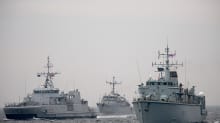 Naton jäsenmaiden aluksia sotaharjoituksissa Gdynian edustalla Puolassa 2. marraskuuta 2013.