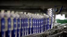 Milk cartons on the production line. Valio's dairy production facility in Tampere.