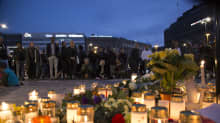 Helsingin Asema-aukio muistotilaisuus 18. syyskuuta.
