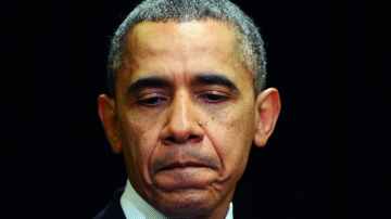 Yhdysvaltain presidentti Barack Obama piti puheessaan tauon 2. huhtikuuta. Obama kertoi tiedotustilaisuudessa Texasin Fort Hoodin sotilastukikohdassa 2. huhtikuuta sattuneesta ampumavälikohtauksesta, jossa kuoli yksi ja haavoittui neljätoista.