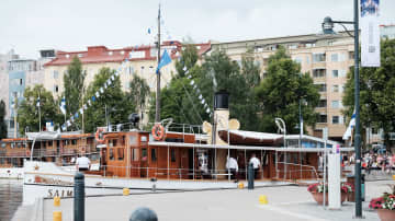 Saimaa-laiva valmiina vastaanottamaan presidentit.
