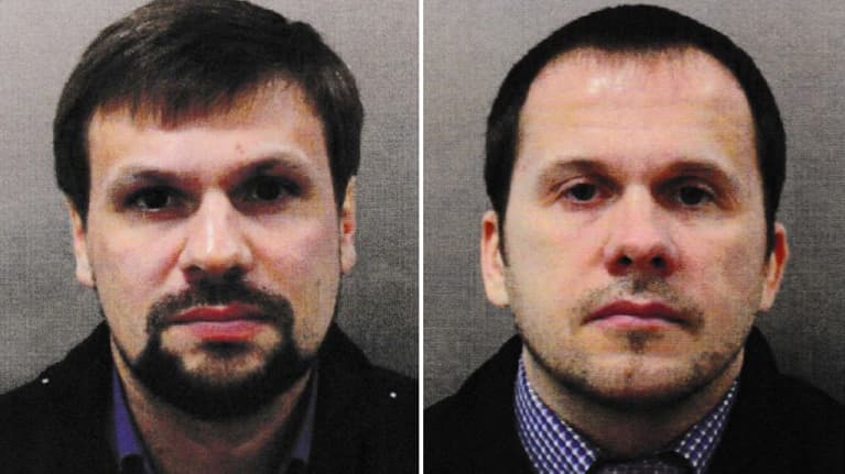 Passikuvan tyyppiset kuvat Petrovista ja Boširovista.