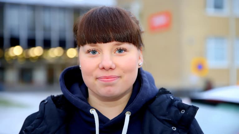 Lähihoitaja Taru Nurminen.