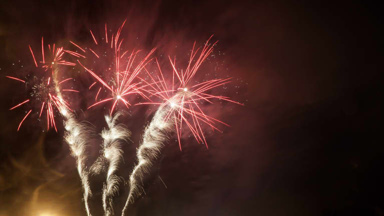 ilotulituksia taivaalla