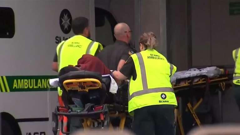 Uuden-Seelannin Christchurchissa tapahtunut ammuskelu vaati useita kuolonuhreja. Kymmenien kerrotaan loukkaantuneen.