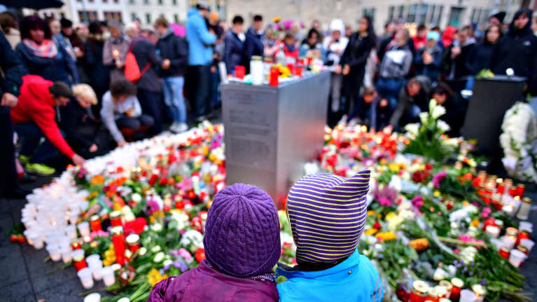 Kynttilämeri Hallen kaupungissa 10. lokakuuta 2019.