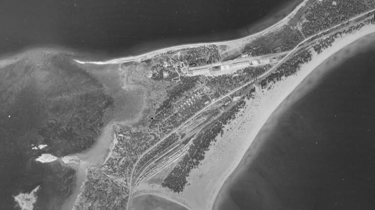 Ilmakuva Hangon ulkosatamasta 1950