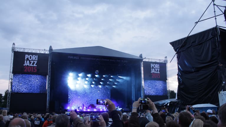 Kylie Minoguen keikka Pori Jazzeilla.