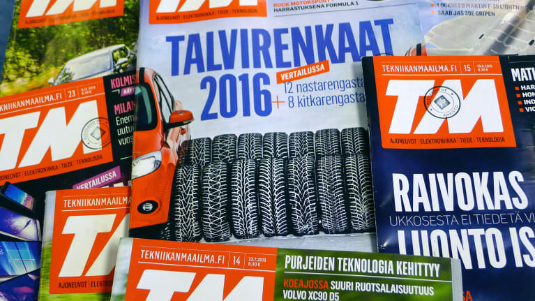 Tekniikanmaailma -lehtiä.