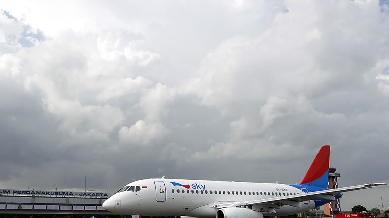 Suhoi Superjet 100 Indonesian Jakartassa helmikuussa 2013.