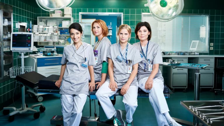 neljä sairaanhoitajaa